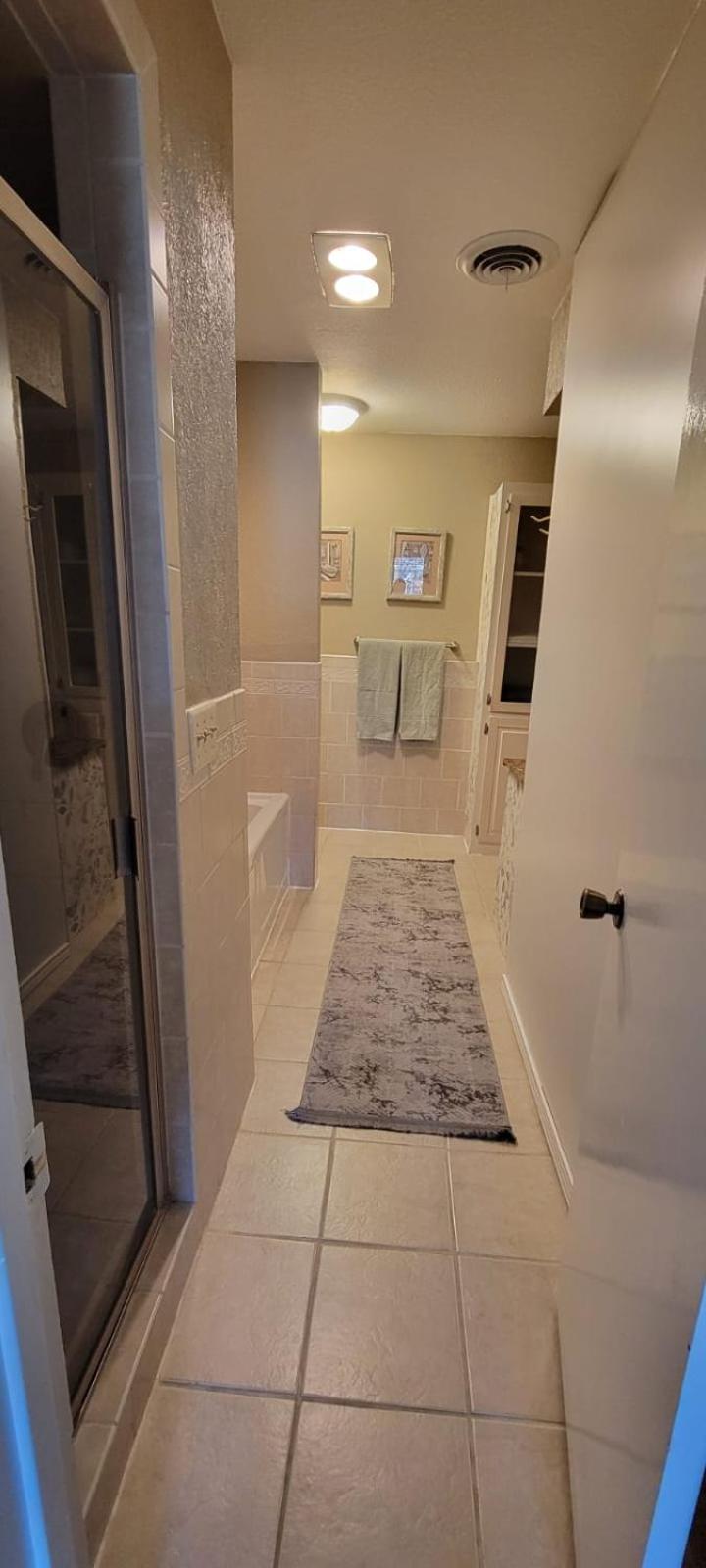 Charming Central Amarillo Retreat With A Jacuzzi المظهر الخارجي الصورة